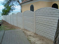 Beton kerítés